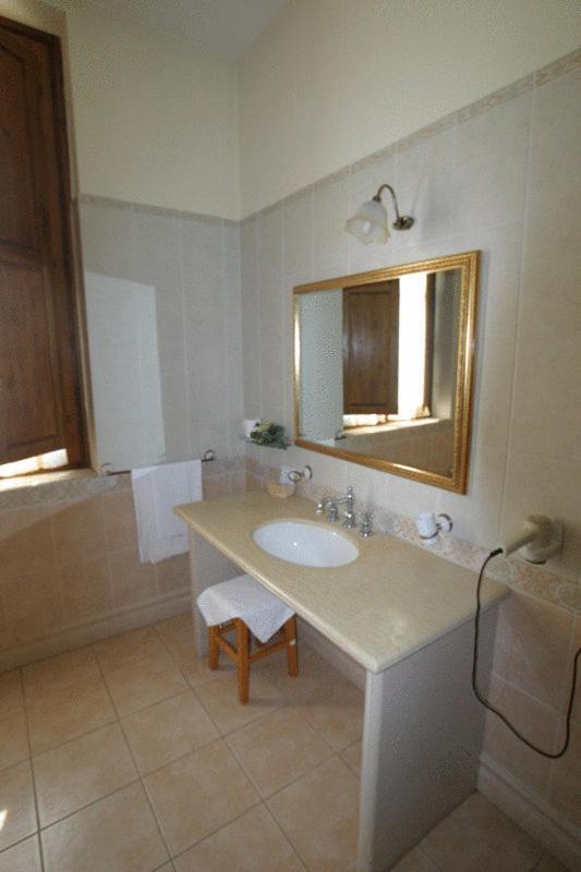 Tavernola - Di Campagna Hotel